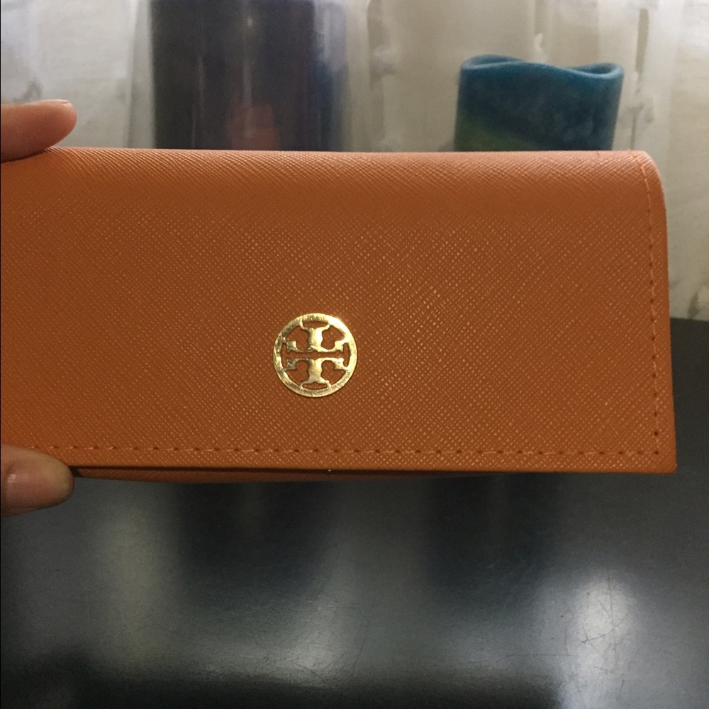 Tory Burch sunglasses case